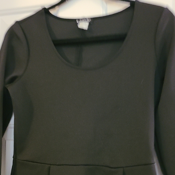 VENUS Black and Tan Long Sleeve Dress - Picture 4 of 8